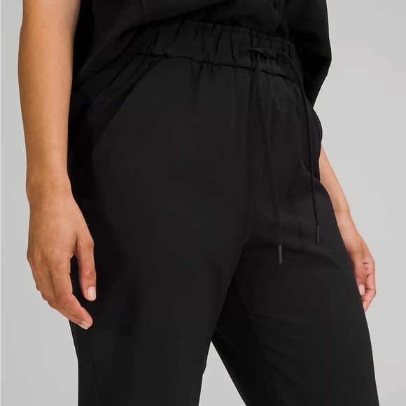 Lululemon Stretch High Rise Jogger Full Length size 2 black activewear travel - Picture 4 of 14